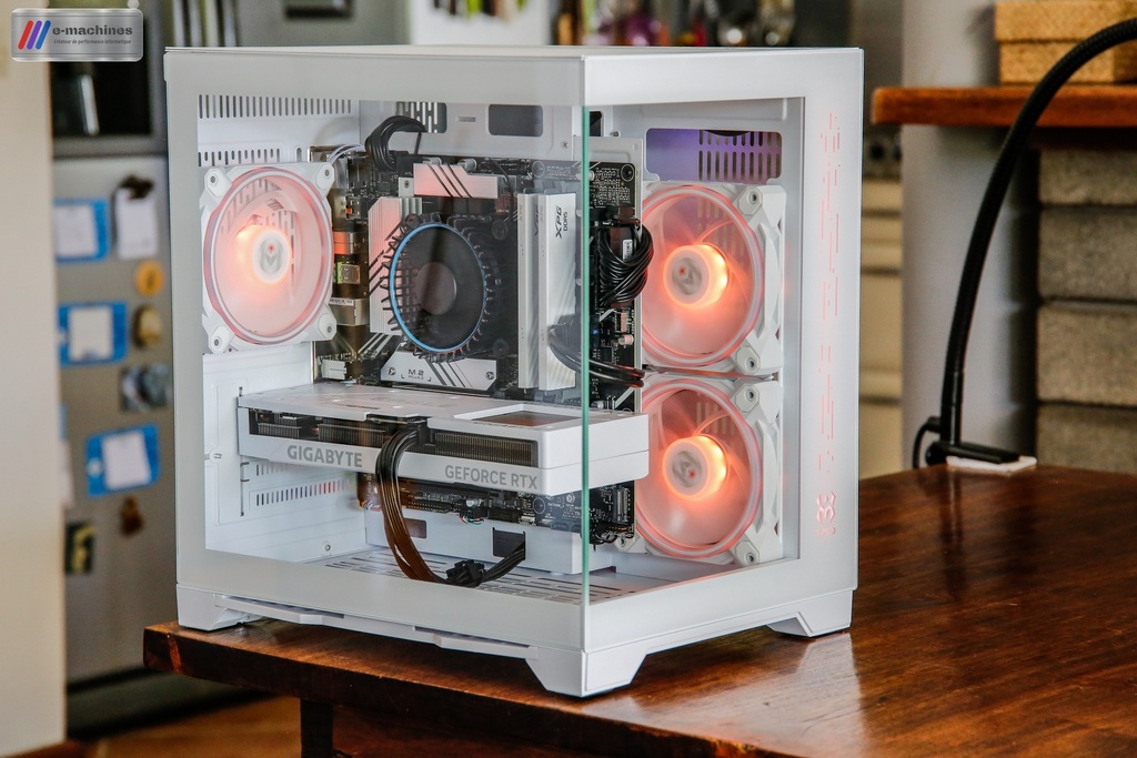 Cube compact M.RED Crystal Sea mini i5 14400F / RTX 4060Ti